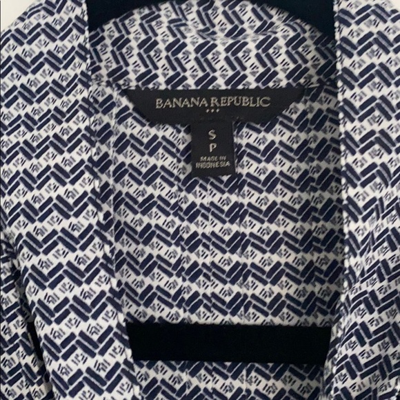 Tie neck blouse - Picture 3 of 4